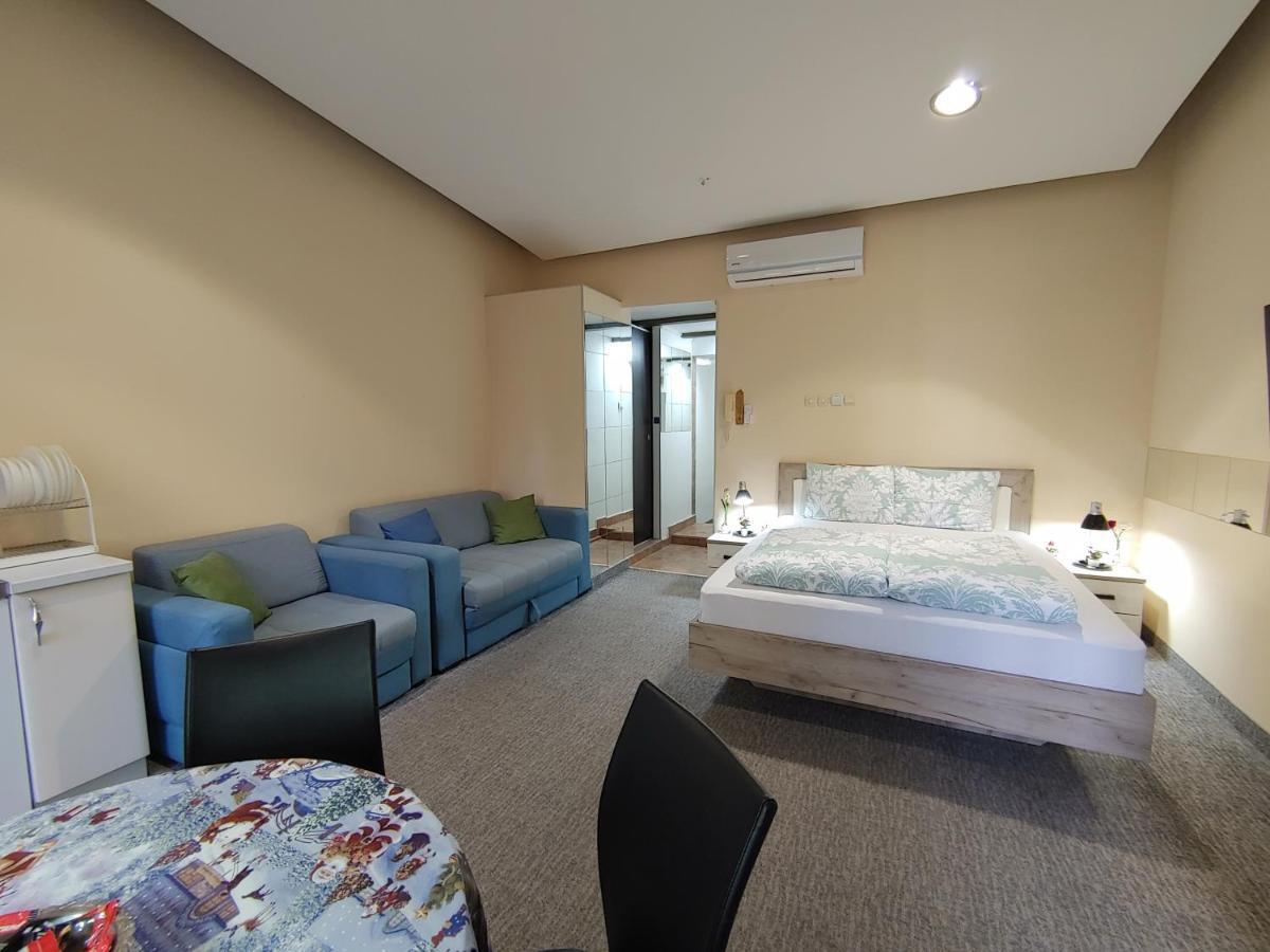 Apartment Danijela-City Centar เบลเกรด ภายนอก รูปภาพ