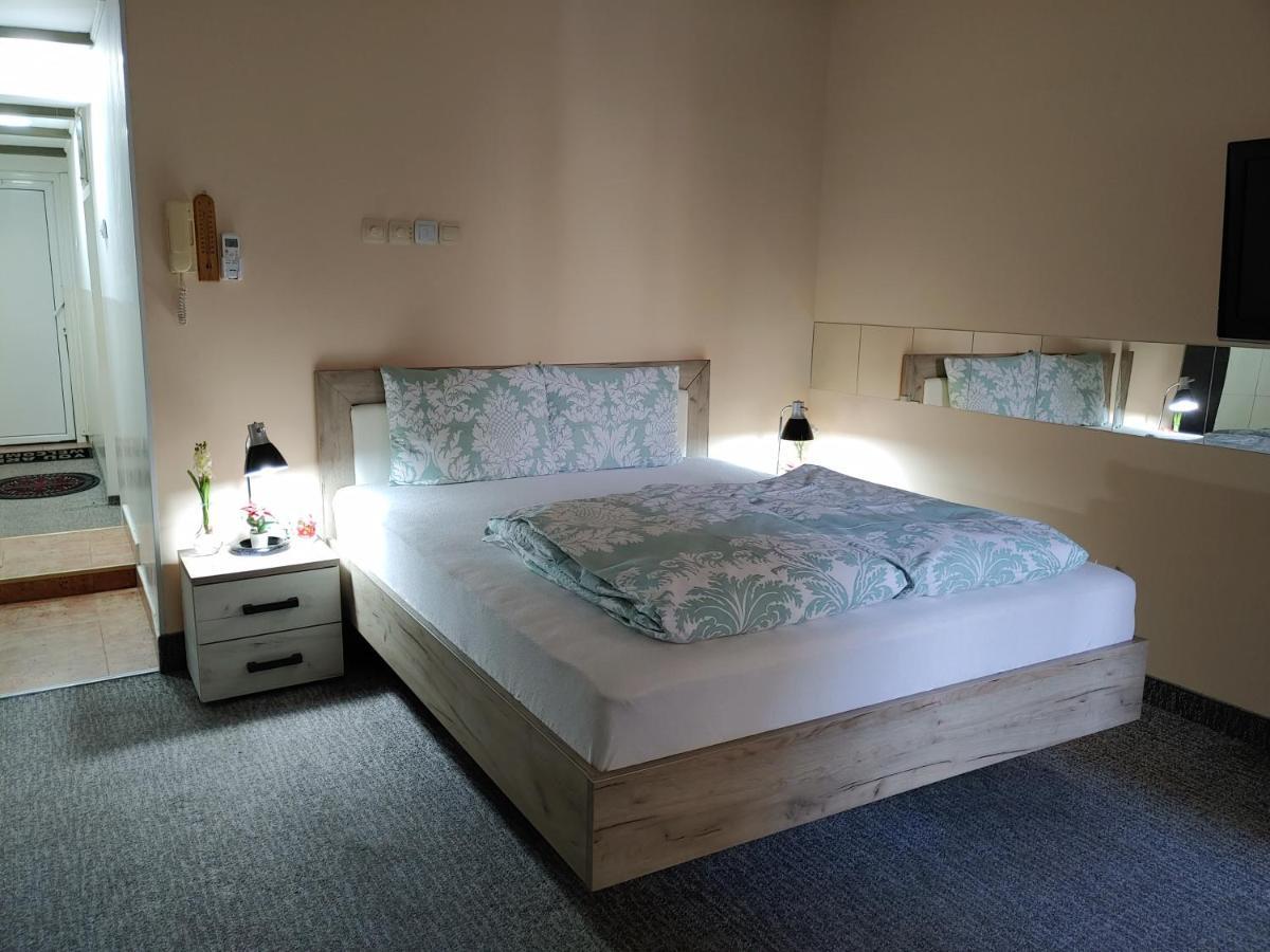 Apartment Danijela-City Centar เบลเกรด ภายนอก รูปภาพ